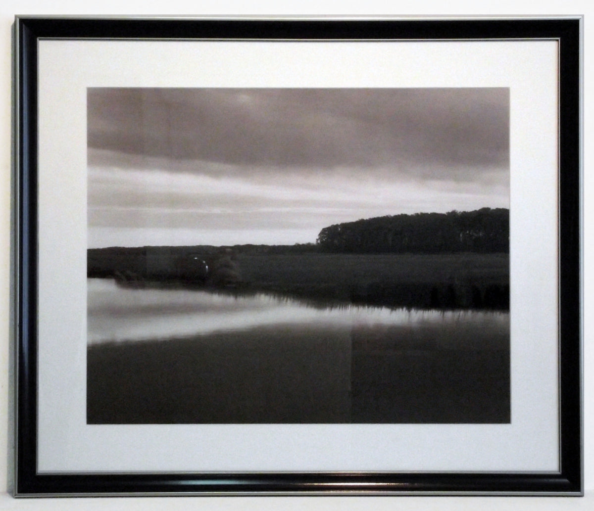 Obraz - Pejzaż, jezioro, widok na brzeg - reprodukcja w ramie A6555 60x50 cm - Obrazy Reprodukcje Ramy | ergopaul.pl