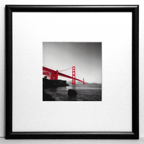 Obraz - Czerwone akcenty, Most Golden Gate - reprodukcja w ramie z passe-partout IGP4505 30x30 cm - Obrazy Reprodukcje Ramy | ergopaul.pl