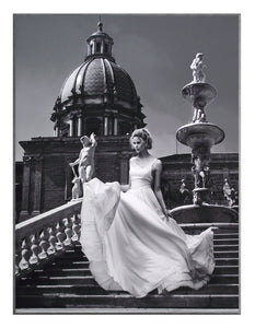 Obraz - Kobieta w sukni na włoskich schodach - reprodukcja 3AP4622 na płycie 61x81 cm. - Obrazy Reprodukcje Ramy | ergopaul.pl