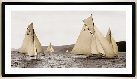 Obraz - Jachty Vintage - reprodukcja fotografii 2AP3339 oprawiona w ramę z passe-partout 110x60 cm. - Obrazy Reprodukcje Ramy | ergopaul.pl