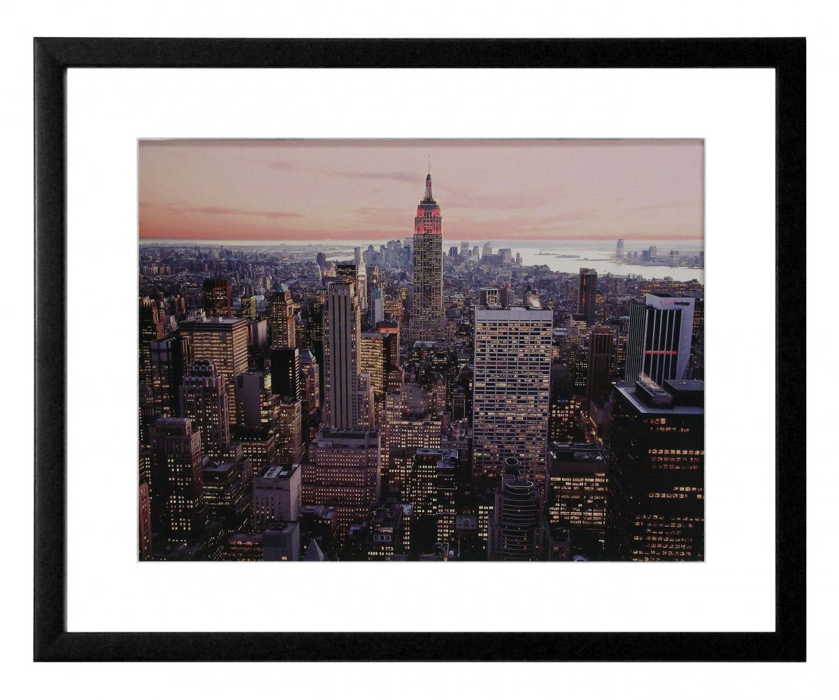 Obraz - Manhattan o zmierzchu - reprodukcja w ramie z passe-partout MC1261 60x50  cm. - Obrazy Reprodukcje Ramy | ergopaul.pl